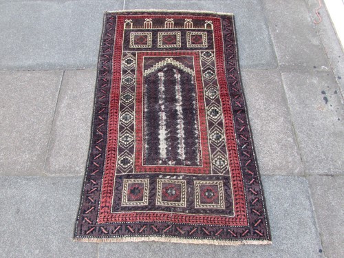 Tappeto antico fatto mano - fatto, a
